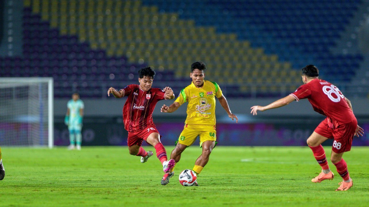 Hasil Persis vs Persebaya: Tanpa Gol di Manahan Hasil Persis vs Persebaya: Tanpa Gol di Manahan