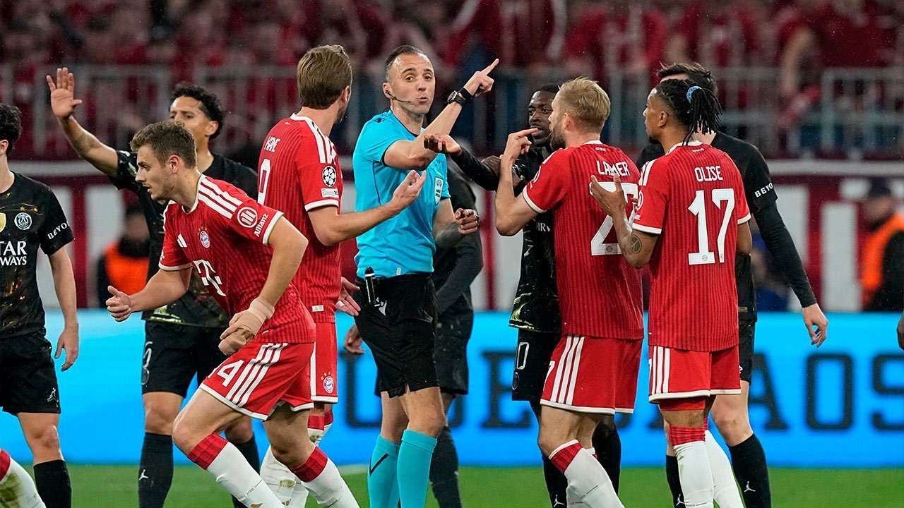 Profil Joao Pinheiro, Wasit Laga Bayern vs PSG yang Bikin Publik Allianz Arena Ngamuk 