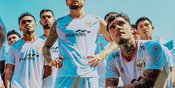 Cekrek! Luke Vickery dan Matthew Baker Tertangkap Kamera Mengikuti TC Timnas Indonesia Cekrek! Luke Vickery dan Matthew Baker Tertangkap Kamera Mengikuti TC Timnas Indonesia