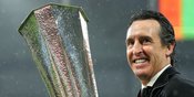 Bangganya Unai Emery Sampai Tak Berhenti Tersenyum Bangganya Unai Emery Sampai Tak Berhenti Tersenyum