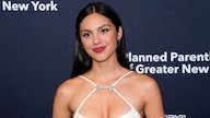 Si Cantik Olivia Rodrigo Nonton El Clasico: Bertemu Lamine Yamal, Logonya Terpampang di Jersey Barcelona