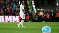 Real Madrid Runtuh: Konflik Ruang Ganti dan Ego Bintang Jadi Pemicu Real Madrid Runtuh: Konflik Ruang Ganti dan Ego Bintang Jadi Pemicu