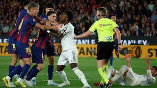 Kalah dari Barcelona, Bisa-bisanya Vinicius Malah Pamer Gelar Liga Champions Kalah dari Barcelona, Bisa-bisanya Vinicius Malah Pamer Gelar Liga Champions