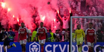 Ketika Bola Terakhir Melayang ke Langit Budapest: Malam Arsenal Kehilangan Mimpi Liga Champions Ketika Bola Terakhir Melayang ke Langit Budapest: Malam Arsenal Kehilangan Mimpi Liga Champions