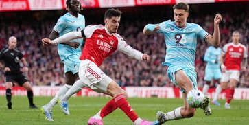 Kai Havertz Beruntung Lolos dari Kartu Merah saat Arsenal Menang atas Burnley Kai Havertz Beruntung Lolos dari Kartu Merah saat Arsenal Menang atas Burnley