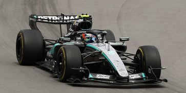 Kimi Antonelli Kecewa Soal Insiden Kontra George Russell di Sprint F1 GP Kanada 2026, Tapi Sebut Penonton Terhibur Kimi Antonelli Kecewa Soal Insiden Kontra George Russell di Sprint F1 GP Kanada 2026, Tapi Sebut Penonton Terhibur