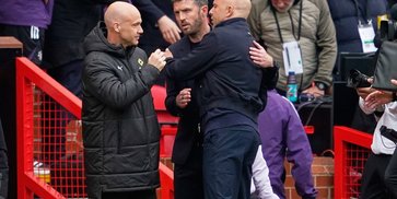 Arne Slot Samai Rekor Buruk Rodgers Usai Liverpool Tumbang di Old Trafford, Alarm Bahaya Menyala?