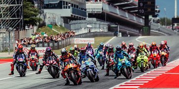 Pedro Acosta Sebut Para Rider MotoGP 'Terlalu Egois' untuk Tiru Asosiasi Pembalap Formula 1 Pedro Acosta Sebut Para Rider MotoGP 'Terlalu Egois' untuk Tiru Asosiasi Pembalap Formula 1