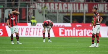 3 Klub, 3 Cerita Berbeda: Como Ukir Sejarah, AC Milan dan Juventus Lalui Musim Kelam