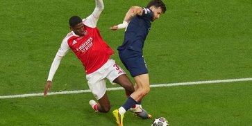 Penalti untuk PSG Tepat, Tapi Mengapa Cristhian Mosquera Tidak Dapat Kartu Kuning Kedua? Penalti untuk PSG Tepat, Tapi Mengapa Cristhian Mosquera Tidak Dapat Kartu Kuning Kedua?