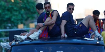 Masa Depan Lewandowski di Barcelona Mulai Abu-Abu, Tolak Saran Pensiun dari Szczesny Masa Depan Lewandowski di Barcelona Mulai Abu-Abu, Tolak Saran Pensiun dari Szczesny