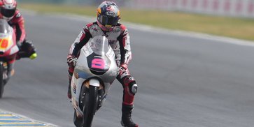 Veda Ega Pratama Sebut Balapan Moto3 Prancis 2026 Seru, Ngaku Beberapa Kali Nyaris Kecelakaan