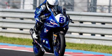 Hasil Race 2 R3 BLU CRU World Cup Aragon 2026: Xarly Mendez Menang, Kalahkan Riichi Takahira Hasil Race 2 R3 BLU CRU World Cup Aragon 2026: Xarly Mendez Menang, Kalahkan Riichi Takahira