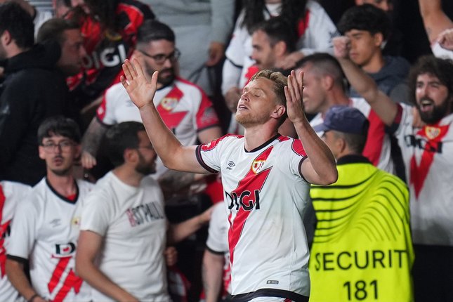 Rayo Vallecano Menang Tipis