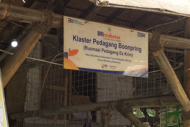 Tentang Klasterku Hidupku