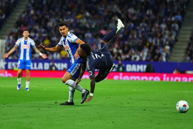 Vinicius Jadi Pembeda di Babak Kedua