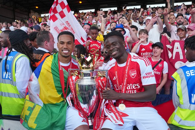 Bukayo Saka vs Nuno Mendes Bukayo Saka vs Nuno Mendes