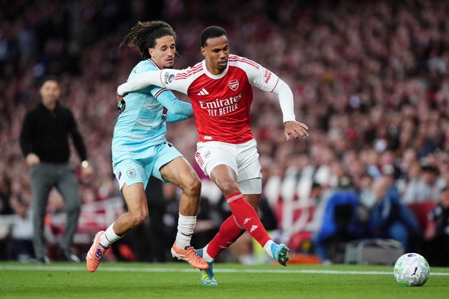 Statistik Arsenal vs Burnley Statistik Arsenal vs Burnley