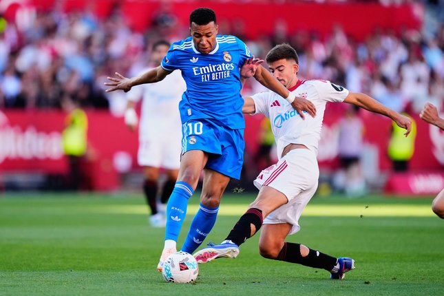 Babak Pertama Sevilla vs Real Madrid