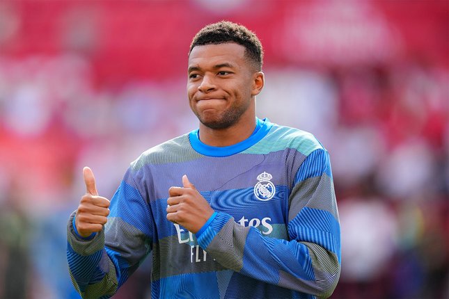 Pembelaan Arbeloa untuk Perjuangan Mbappe dan Vinicius Pembelaan Arbeloa untuk Perjuangan Mbappe dan Vinicius