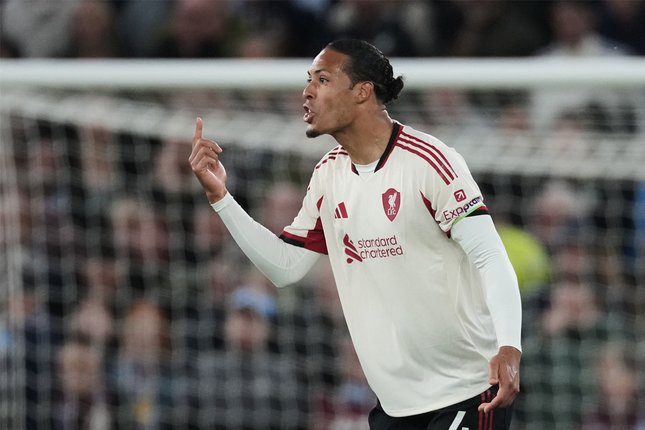 Kiper dan Lini Belakang Liverpool