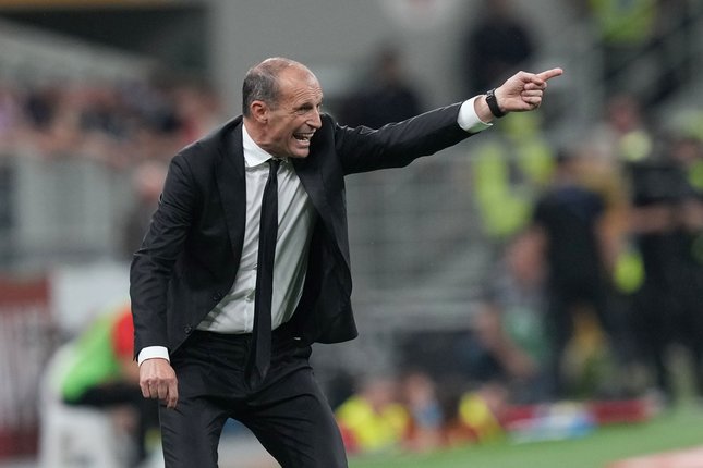 Allegri Bukan Satu-Satunya Penyebab Ambyarnya Milan Allegri Bukan Satu-Satunya Penyebab Ambyarnya Milan