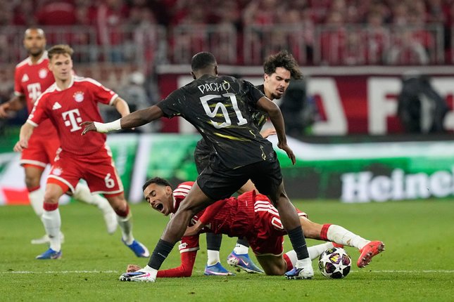 Sukses Redam Serangan Bayern Munchen