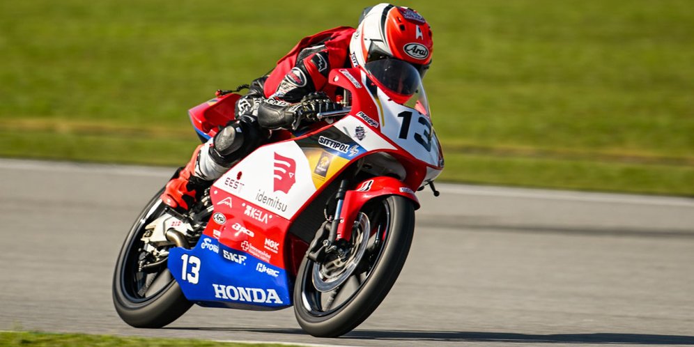 2 Rider Binaan Astra Honda Duel Sengit di Seri 1 Thailand Talent Cup 2026, Kumandangkan Indonesia Raya
