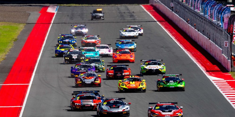 Hasil Race 2 GT World Challenge Asia 2026 Seri Mandalika: Anthony Liu/Loek Hartog Menang, Sean Gelael Gagal Finis