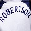 RESMI: Andy Robertson Kini Berseragam Tottenham