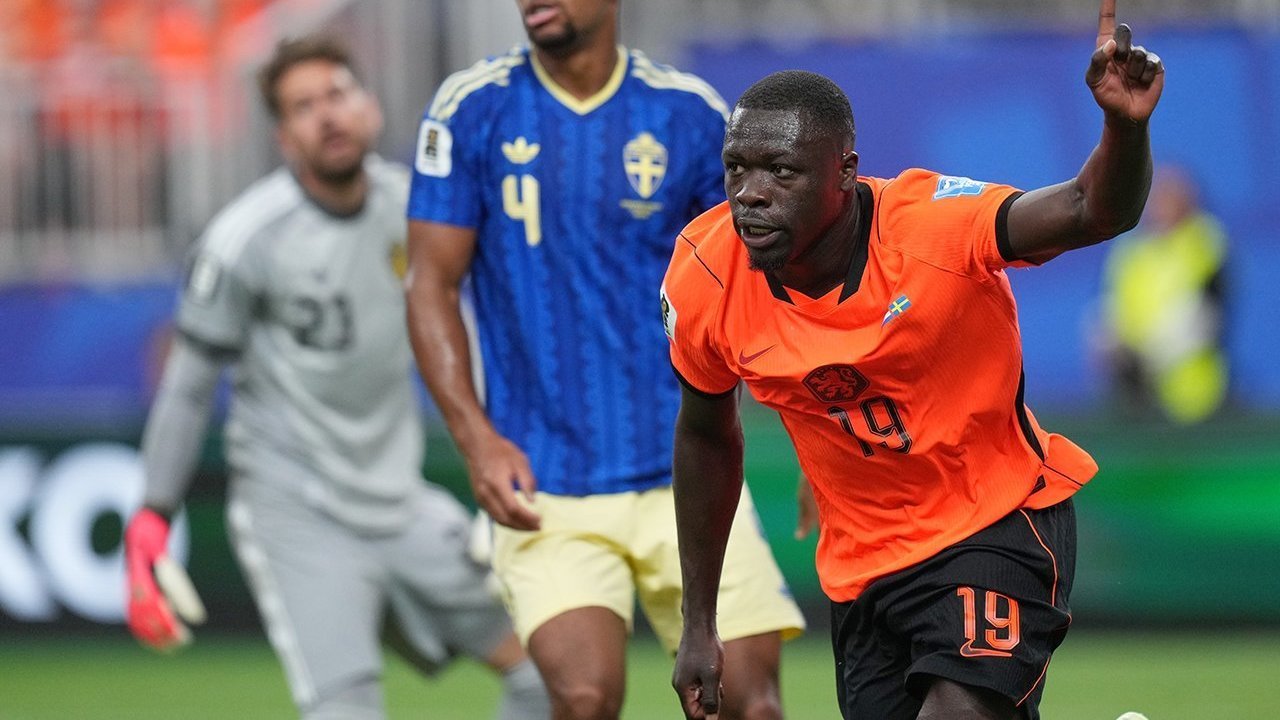 Catatan Menarik Belanda vs Swedia: Pesta Lima Gol dan Rekor Panjang Oranje Catatan Menarik Belanda vs Swedia: Pesta Lima Gol dan Rekor Panjang Oranje