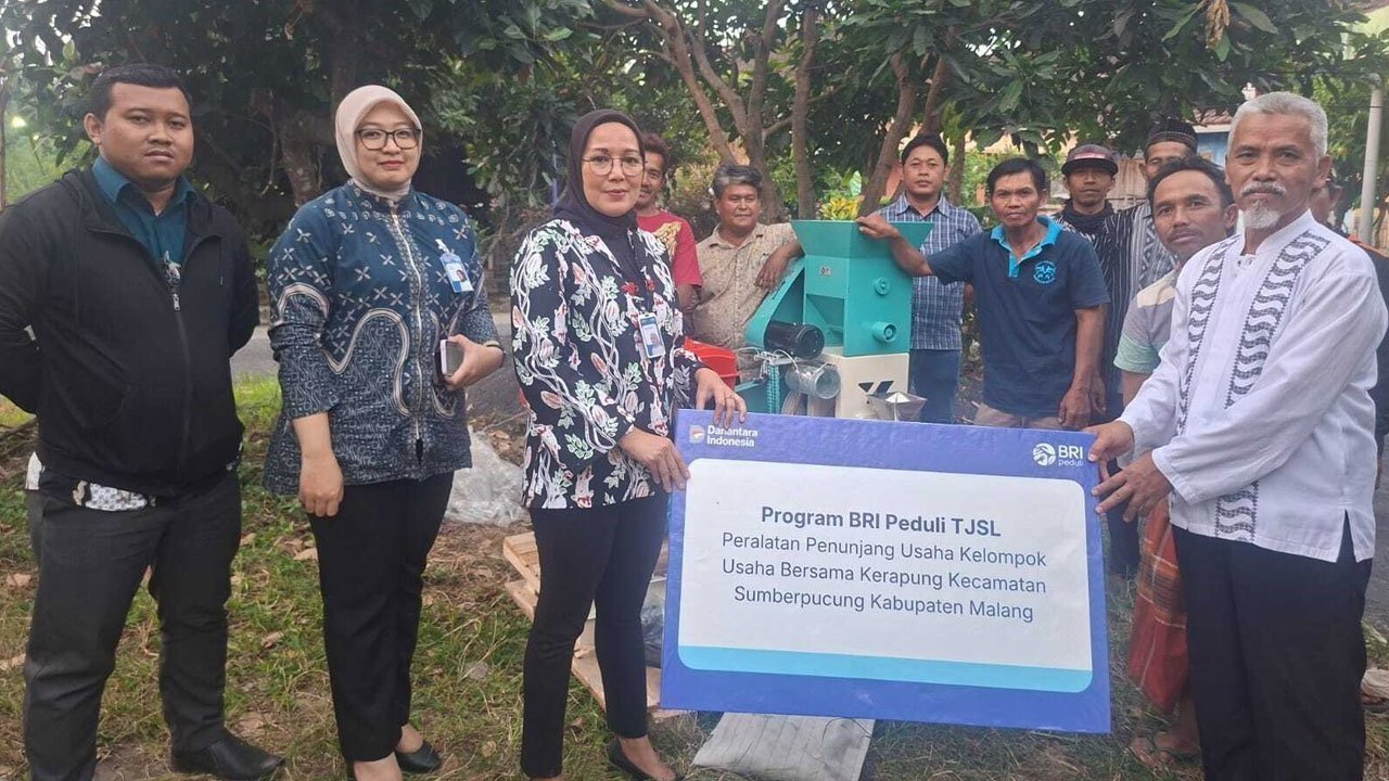 Dari Ikan Hama Jadi Pakan Bernilai Ekonomi, BRI Dukung Petani Keramba Karangkates Lewat Mesin Pelet Apung Dari Ikan Hama Jadi Pakan Bernilai Ekonomi, BRI Dukung Petani Keramba Karangkates Lewat Mesin Pelet Apung