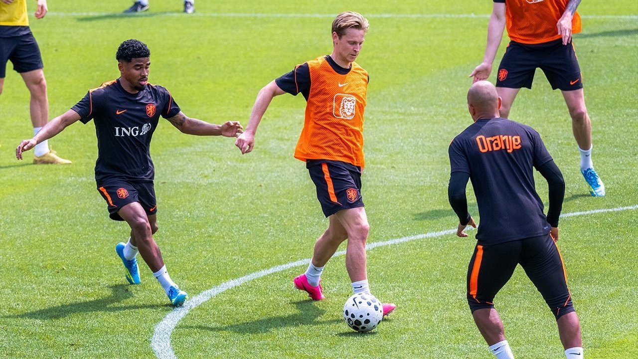 Kabar Piala Dunia 2026: Frenkie de Jong Siap Memimpin Belanda, Cedera Kini Tinggal Kenangan