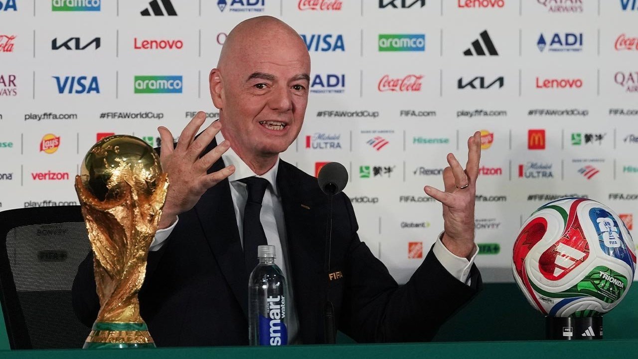 Gianni Infantino Minta Kritik Piala Dunia 2026 Diredam: Santai Saja, FIFA Sudah Berbuat Maksimal Gianni Infantino Minta Kritik Piala Dunia 2026 Diredam: Santai Saja, FIFA Sudah Berbuat Maksimal