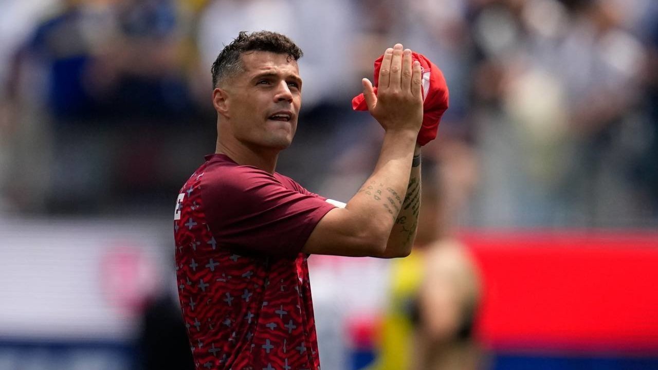 Sunderland Tolak Tawaran Chelsea untuk Granit Xhaka