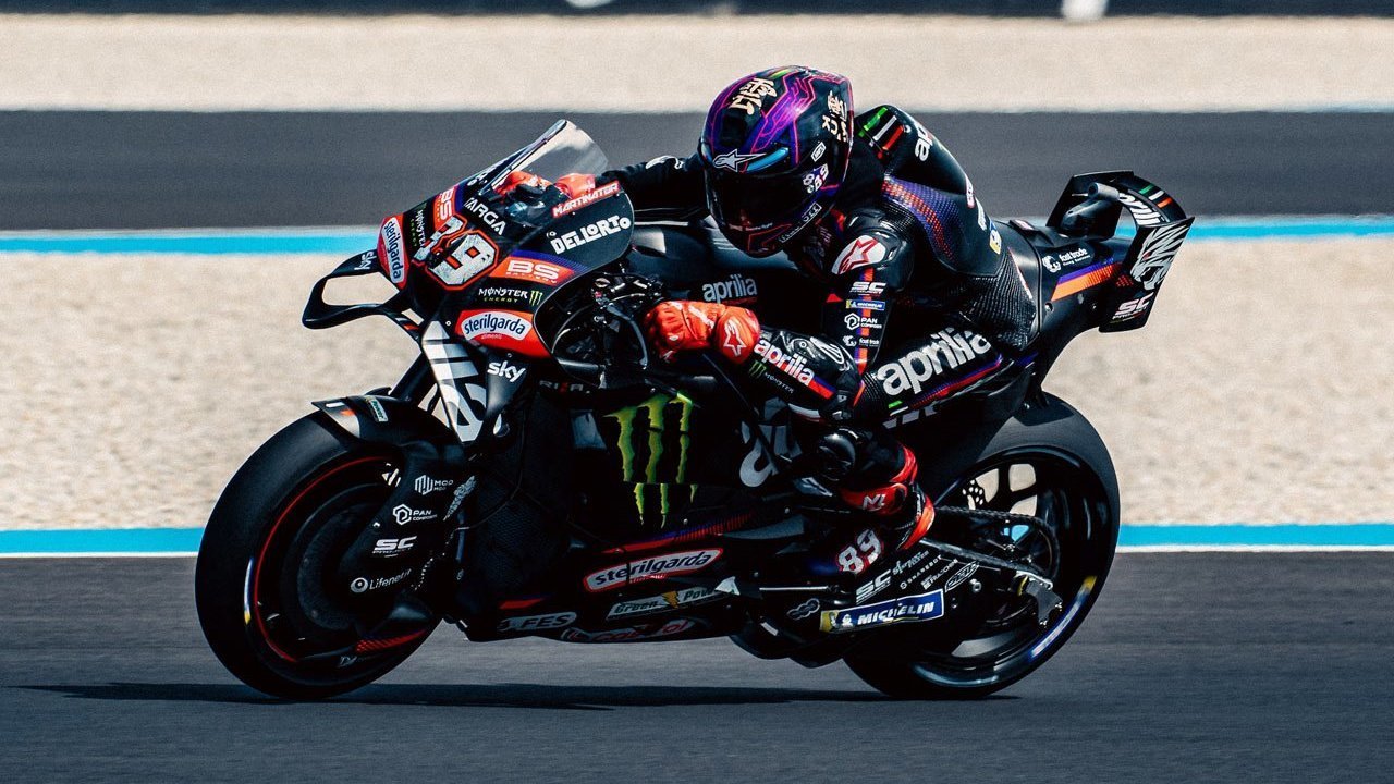 Aprilia Kecam Ulah Jorge Martin di MotoGP Hungaria 2026: Juara Dunia Tak Boleh Bikin Kesalahan Seperti Itu! Aprilia Kecam Ulah Jorge Martin di MotoGP Hungaria 2026: Juara Dunia Tak Boleh Bikin Kesalahan Seperti Itu!