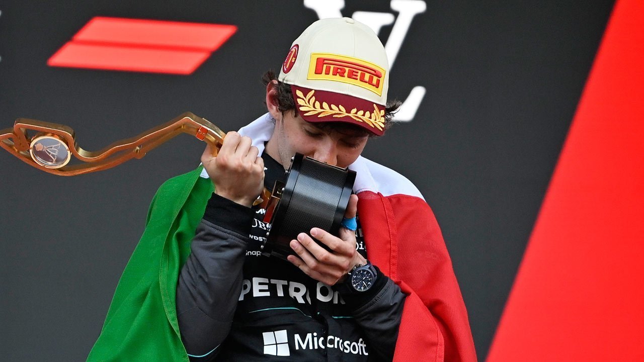Menang Besar di Formula 1 GP Monako 2026, Kimi Antonelli Merasa Masih Harus Berbenah Sebelum Bidik Gelar Dunia Menang Besar di Formula 1 GP Monako 2026, Kimi Antonelli Merasa Masih Harus Berbenah Sebelum Bidik Gelar Dunia