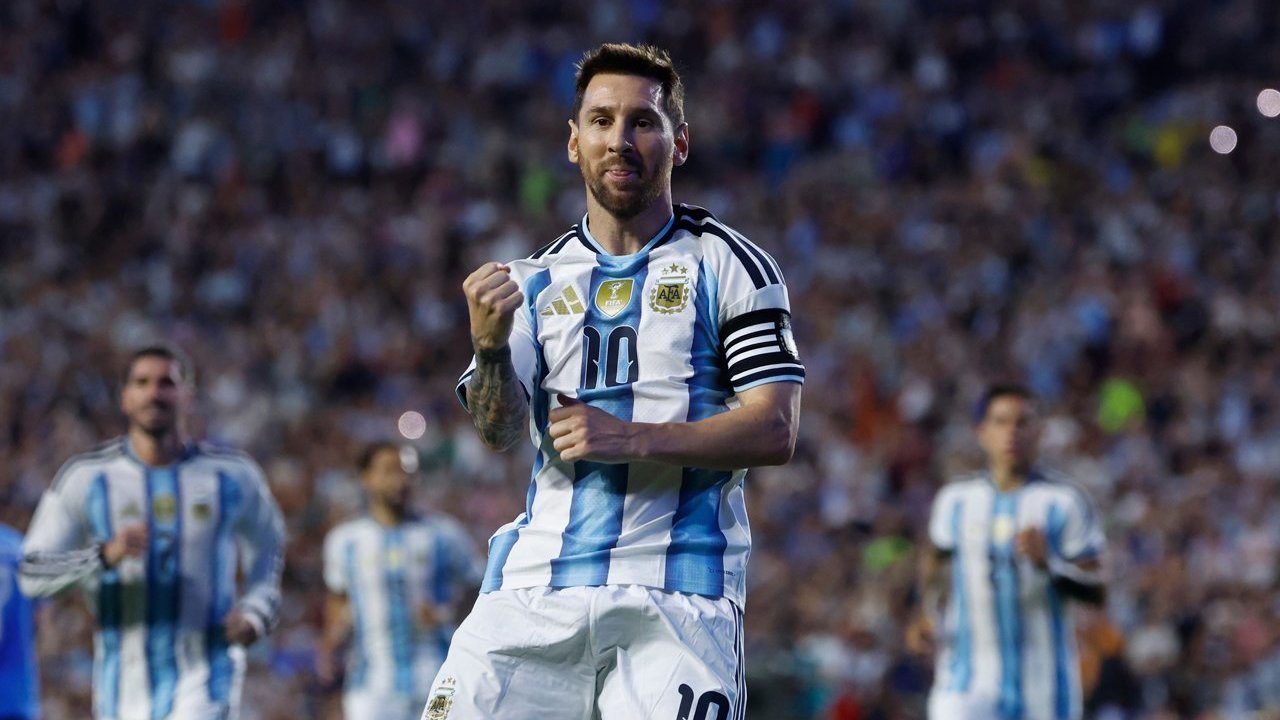 Lionel Messi Pamer Magis Jelang Piala Dunia 2026: Baru Masuk Langsung Cetak Gol untuk Bawa Argentina Menang