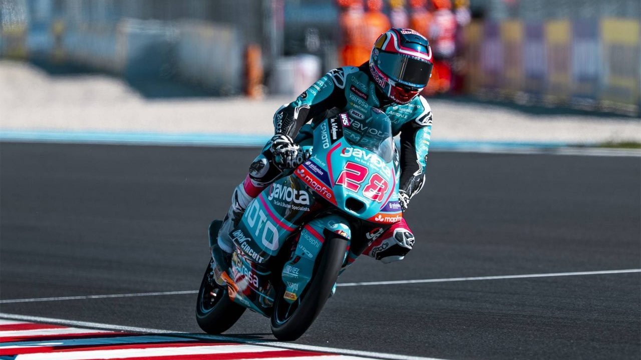 Hasil Balapan Moto3 Hungaria 2026: Maximo Quiles Menang, Veda Ega Pratama Finis di Luar Zona Poin Hasil Balapan Moto3 Hungaria 2026: Maximo Quiles Menang, Veda Ega Pratama Finis di Luar Zona Poin