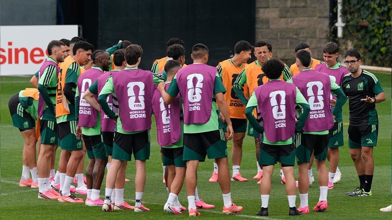 List Skuad Lengkap dan Nomor Punggung Pemain Meksiko di Piala Dunia 2026 List Skuad Lengkap dan Nomor Punggung Pemain Meksiko di Piala Dunia 2026