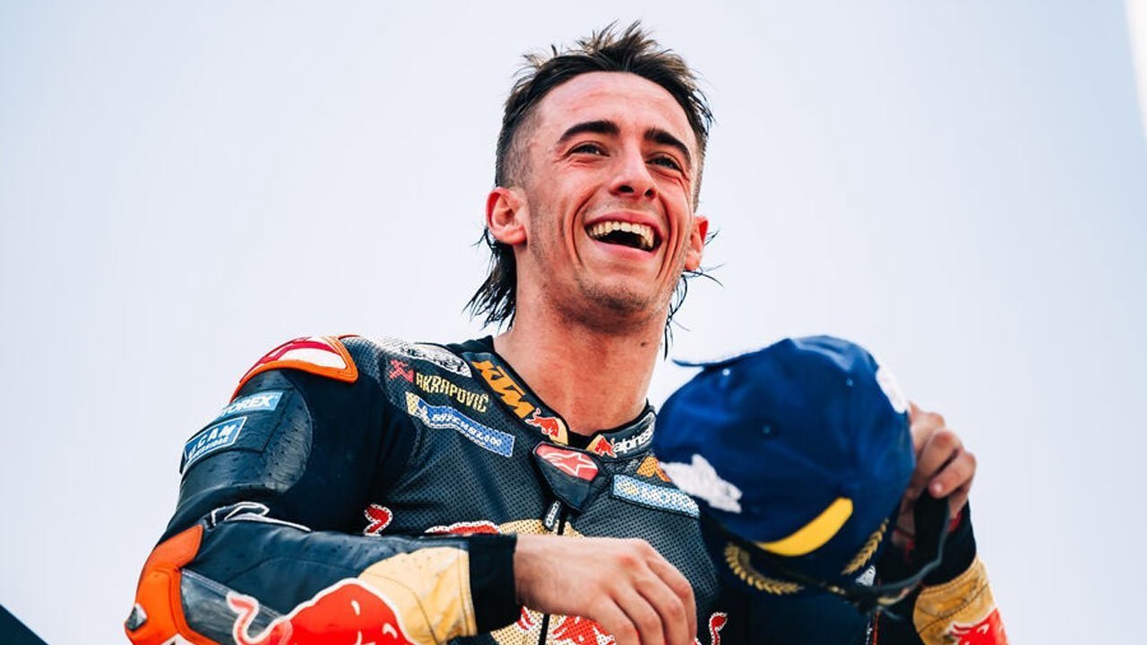 Kalah Lagi, Pedro Acosta Tetap Senang Hibur Fans Lewat Duel dengan Marc Marquez di MotoGP Hungaria 2026 Kalah Lagi, Pedro Acosta Tetap Senang Hibur Fans Lewat Duel dengan Marc Marquez di MotoGP Hungaria 2026