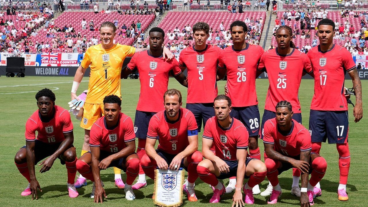 Rapor Pemain Inggris vs Selandia Baru: Sulit Menang, Untung Ada Harry Kane Rapor Pemain Inggris vs Selandia Baru: Sulit Menang, Untung Ada Harry Kane