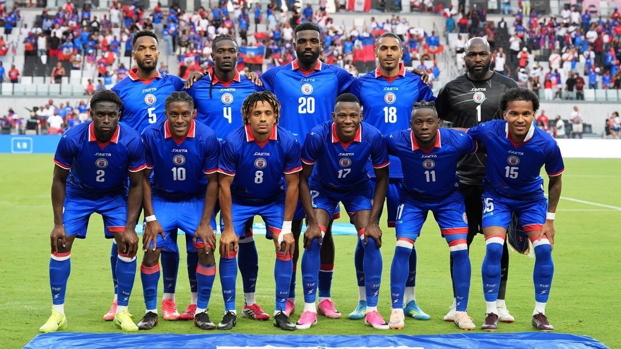 H-3 Main di Piala Dunia 2026, FIFA Perintahkan Haiti Ganti Jersey, Ada Apa?