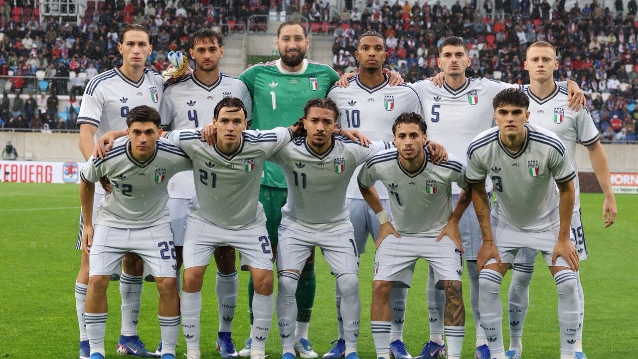 Hasil Luksemburg vs Italia: Sundulan Esposito Bawa Azzurri Menang Tipis 1-0 Hasil Luksemburg vs Italia: Sundulan Esposito Bawa Azzurri Menang Tipis 1-0