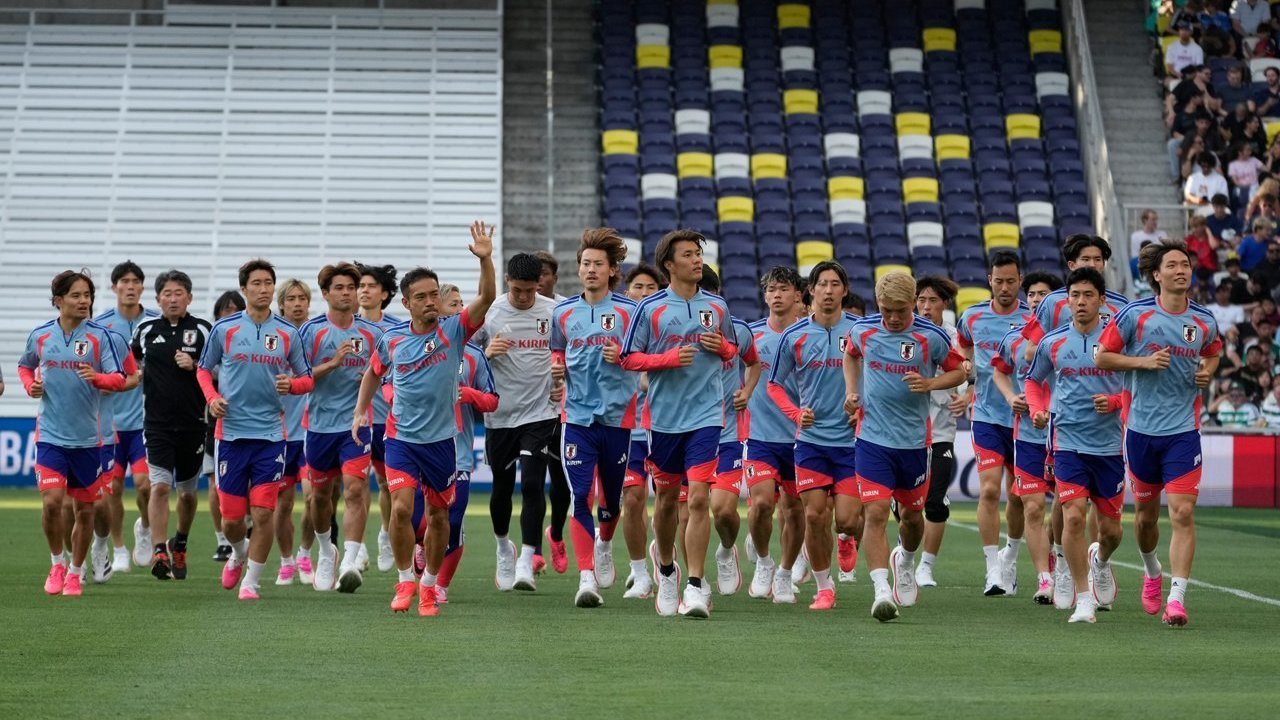Tugas Spesial Takumi Minamino di Piala Dunia 2026: Jadi Mentor Skuad Jepang Tugas Spesial Takumi Minamino di Piala Dunia 2026: Jadi Mentor Skuad Jepang