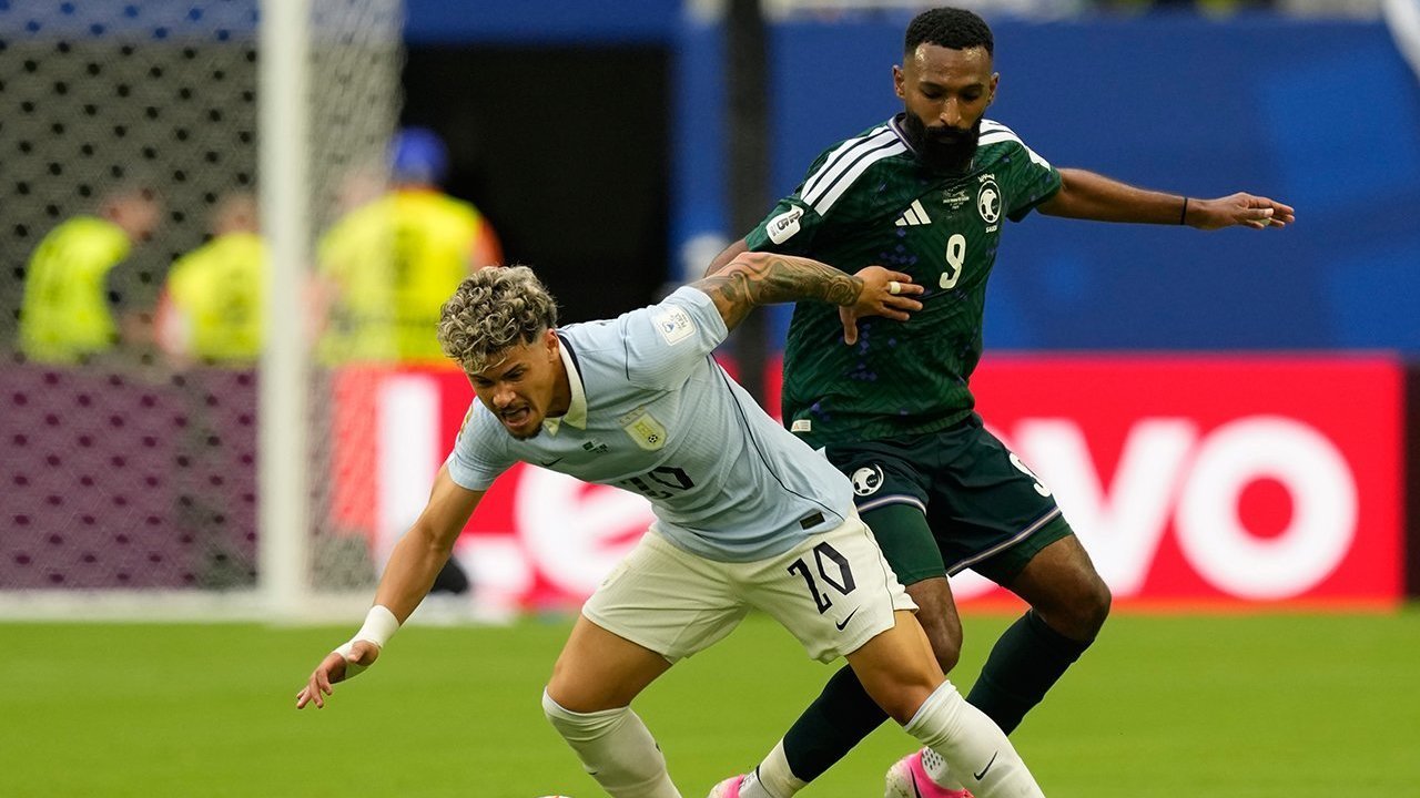 Catatan Menarik Arab Saudi vs Uruguay: Wakil Asia Masih Tak Terkalahkan di Piala Dunia 2026 Catatan Menarik Arab Saudi vs Uruguay: Wakil Asia Masih Tak Terkalahkan di Piala Dunia 2026