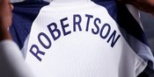 RESMI: Andy Robertson Kini Berseragam Tottenham