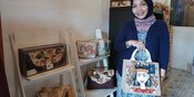 Diajeng Maya Art dan Craft, Dari Sekadar Hobi Melukis hingga Tembus Pasar Amerika Diajeng Maya Art dan Craft, Dari Sekadar Hobi Melukis hingga Tembus Pasar Amerika
