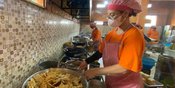 2 Penguasa Perempuan Malang Buktikan UMKM Bisa Tumbuh Bersama KUR BRI Lewat Keripik Tempe dan Kosmetik