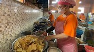 2 Penguasa Perempuan Malang Buktikan UMKM Bisa Tumbuh Bersama KUR BRI Lewat Keripik Tempe dan Kosmetik 2 Penguasa Perempuan Malang Buktikan UMKM Bisa Tumbuh Bersama KUR BRI Lewat Keripik Tempe dan Kosmetik